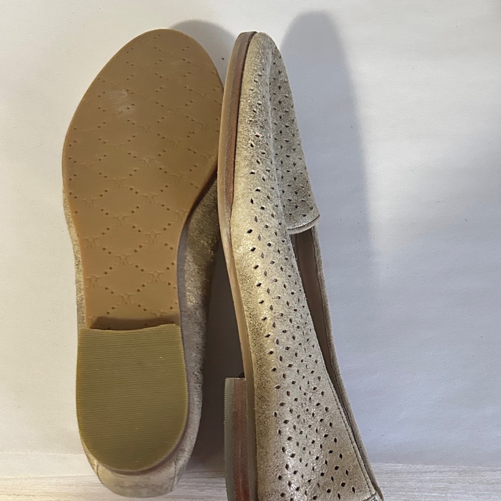 Johnston & Murphy Metallic Gold Flats - Picture 7 of 7